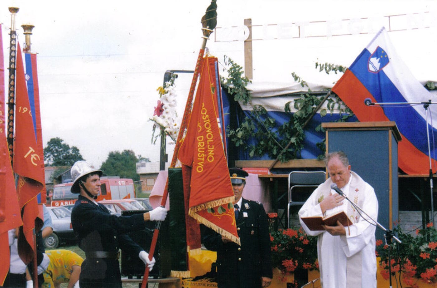 Razvitje novega prapora.