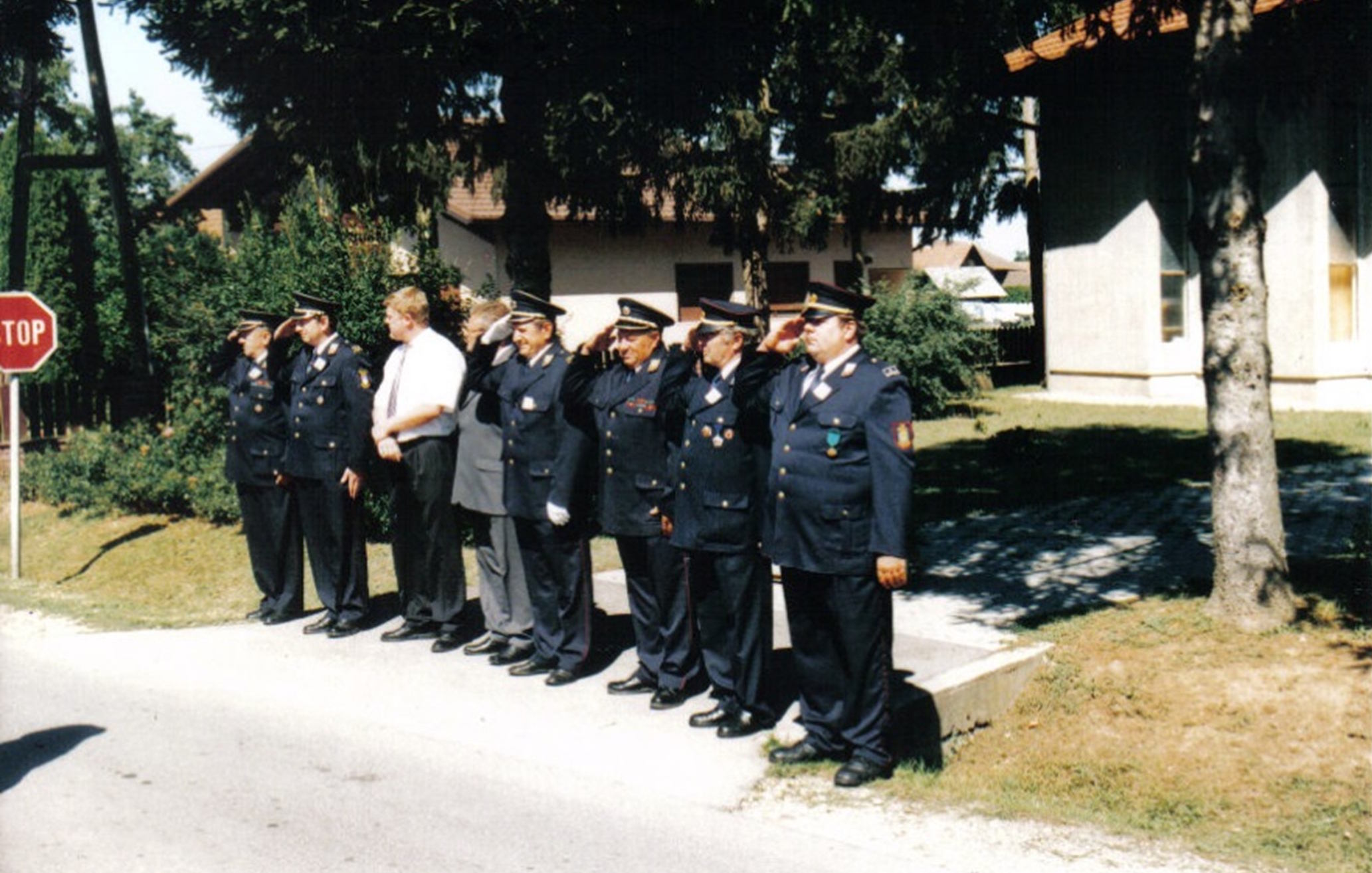 Častna tribuna ob 50. obletnici (l. 2004).